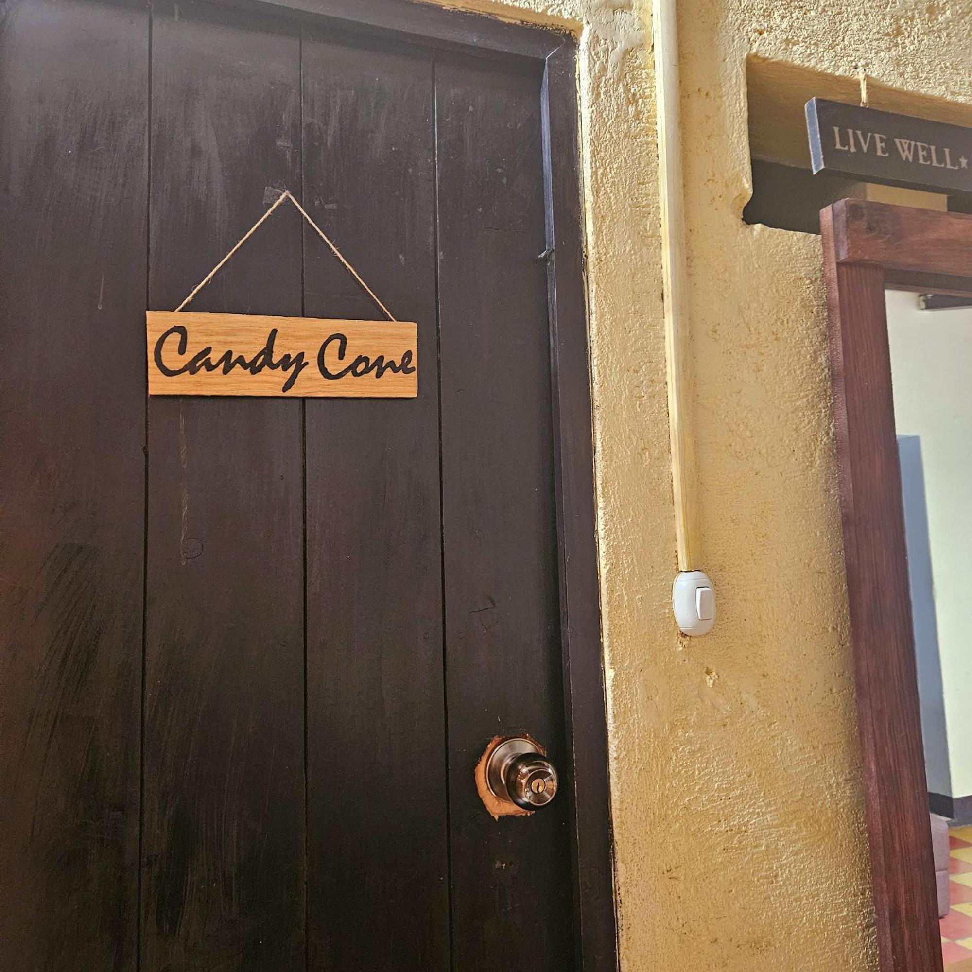 Cermeno'S House Hotel Antigua ภายนอก รูปภาพ