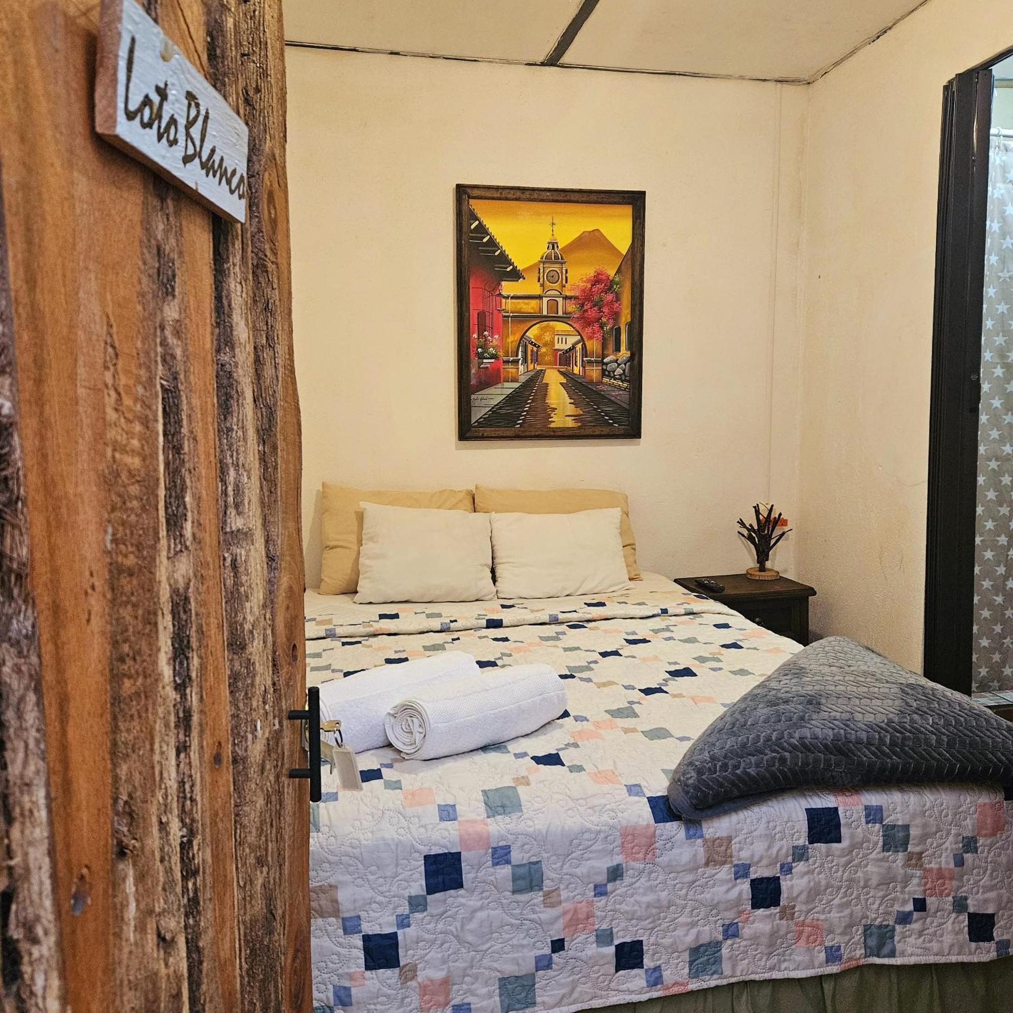 Cermeno'S House Hotel Antigua ภายนอก รูปภาพ