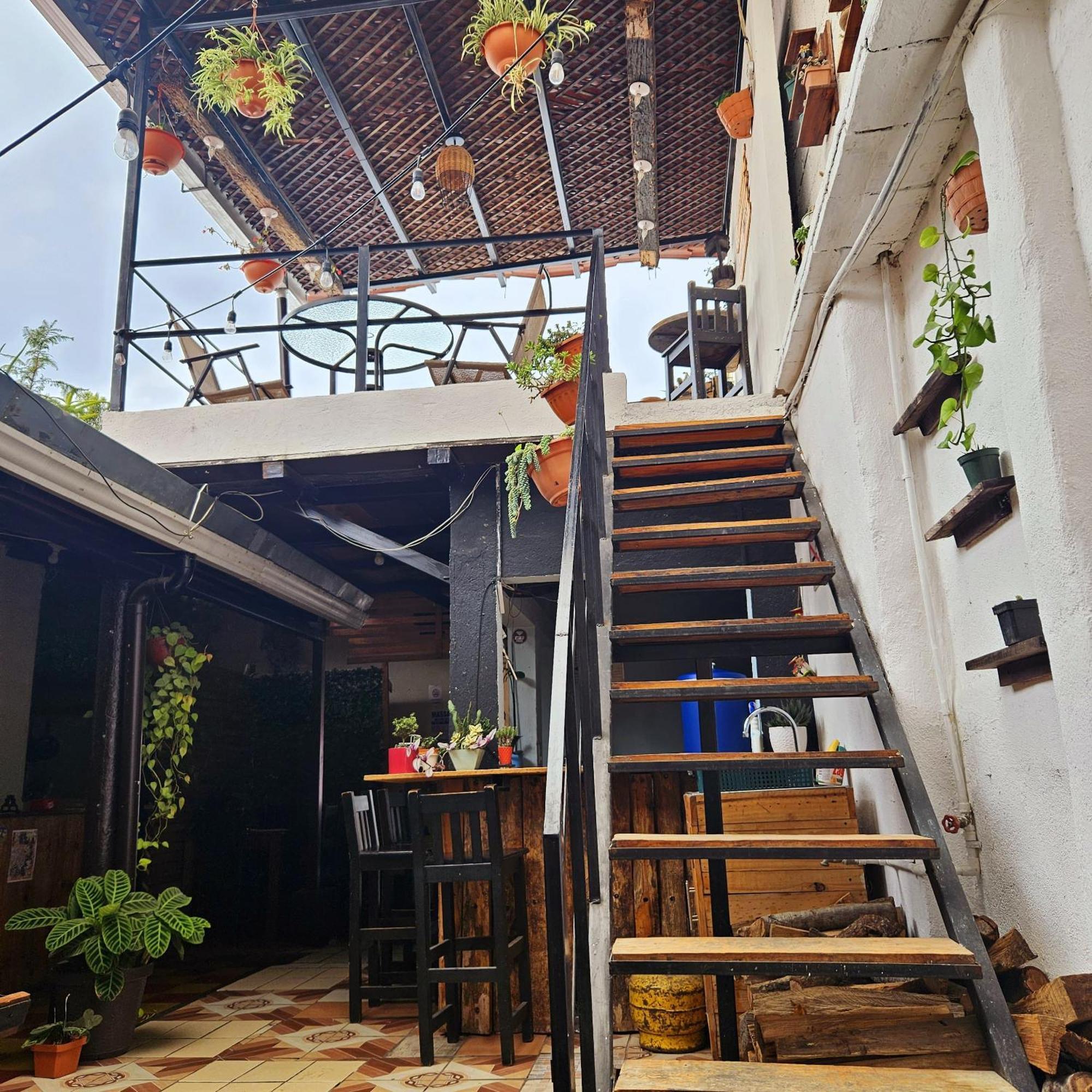 Cermeno'S House Hotel Antigua ภายนอก รูปภาพ