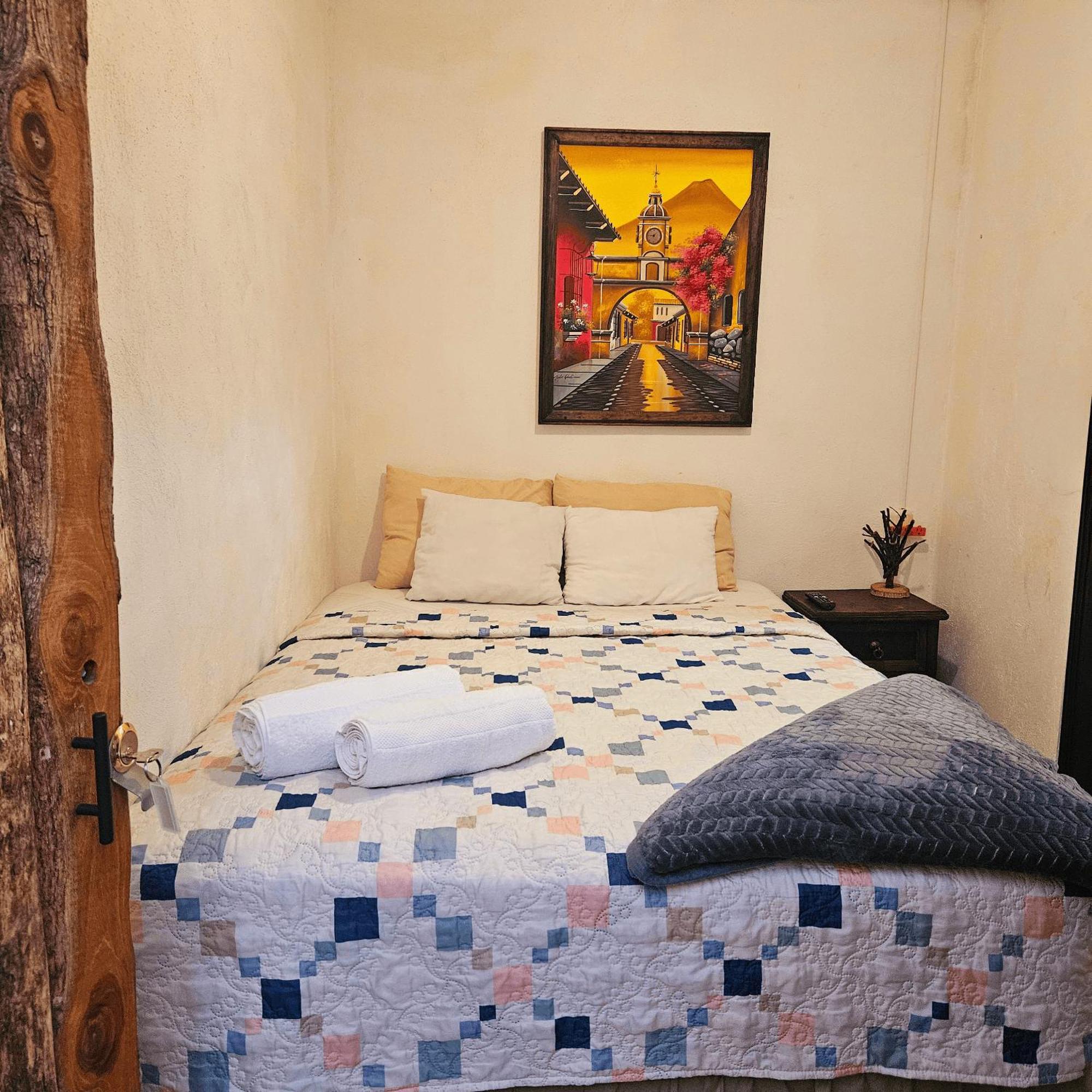Cermeno'S House Hotel Antigua ภายนอก รูปภาพ